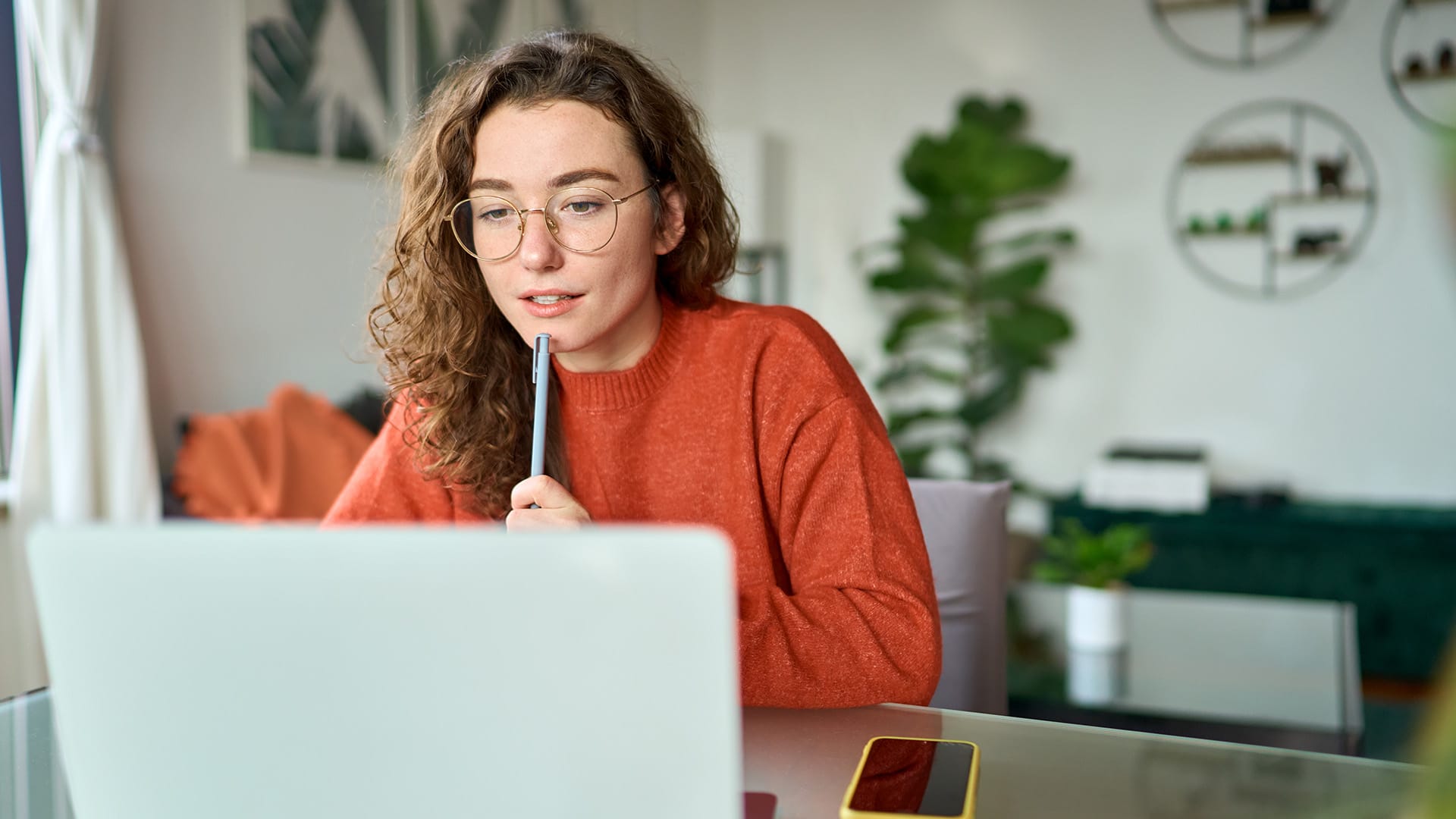 AdobeStock_548175570_1920x1080