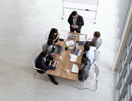 adjusted_1160x890-meeting